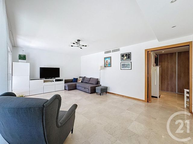 Appartement F3 &agrave; vendre - 3 pi&egrave;ces - 76,63 m2 - Antibes - 06 - PROVENCE-ALPES-COTE-D-AZUR
