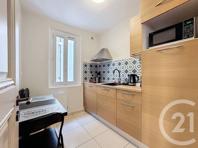 Appartement F2 &agrave; vendre - 2 pi&egrave;ces - 30,61 m2 - Antibes - 06 - PROVENCE-ALPES-COTE-D-AZUR
