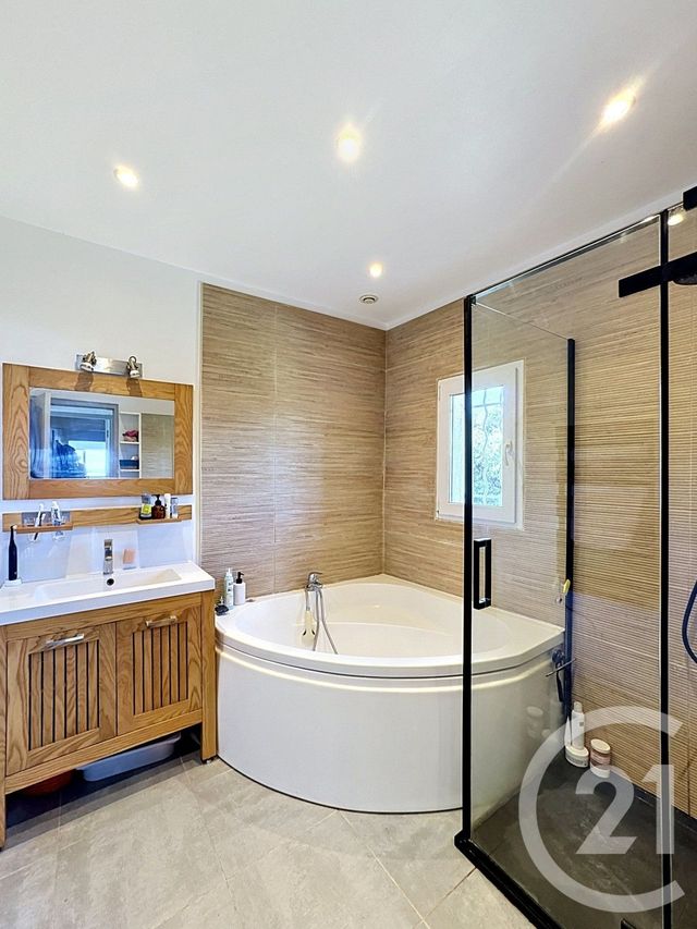 Maison &agrave; vendre - 7 pi&egrave;ces - 147,50 m2 - Antibes - 06 - PROVENCE-ALPES-COTE-D-AZUR