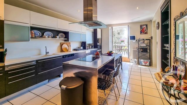 Maison &agrave; vendre - 12 pi&egrave;ces - 377 m2 - Le Cannet - 06 - PROVENCE-ALPES-COTE-D-AZUR