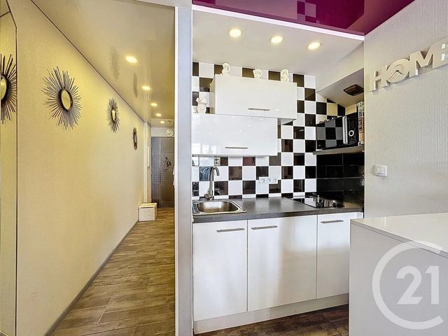 Appartement Studio à vendre - 1 pièce - 26,86 m2 - Cannes - 06 - PROVENCE-ALPES-COTE-D-AZUR