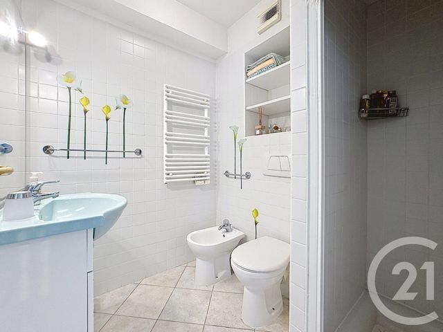 Appartement F2 &agrave; vendre - 2 pi&egrave;ces - 40,59 m2 - Antibes - 06 - PROVENCE-ALPES-COTE-D-AZUR