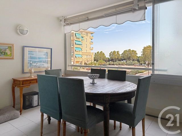 Appartement F4 &agrave; vendre - 5 pi&egrave;ces - 101,87 m2 - Antibes - 06 - PROVENCE-ALPES-COTE-D-AZUR
