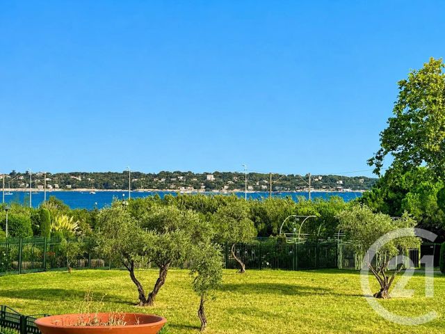 Appartement F4 &agrave; vendre - 5 pi&egrave;ces - 101,87 m2 - Antibes - 06 - PROVENCE-ALPES-COTE-D-AZUR