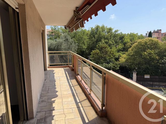 Appartement F3 &agrave; vendre - 3 pi&egrave;ces - 65,70 m2 - Cannes - 06 - PROVENCE-ALPES-COTE-D-AZUR