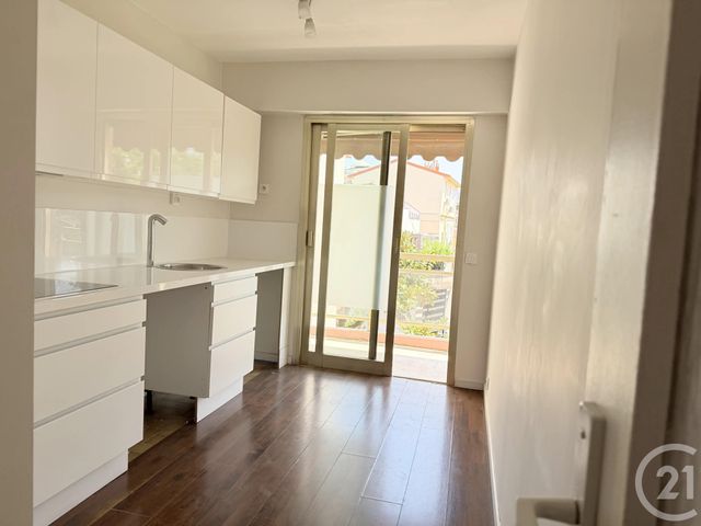 Appartement F3 &agrave; vendre - 3 pi&egrave;ces - 65,70 m2 - Cannes - 06 - PROVENCE-ALPES-COTE-D-AZUR