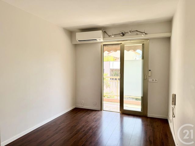 Appartement F3 &agrave; vendre - 3 pi&egrave;ces - 65,70 m2 - Cannes - 06 - PROVENCE-ALPES-COTE-D-AZUR