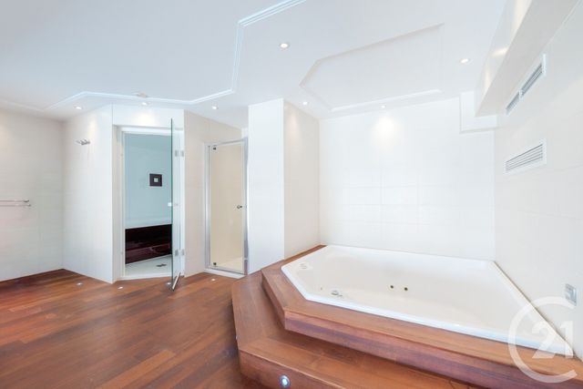 Maison &agrave; vendre - 7 pi&egrave;ces - 280,70 m2 - Mandelieu La Napoule - 06 - PROVENCE-ALPES-COTE-D-AZUR