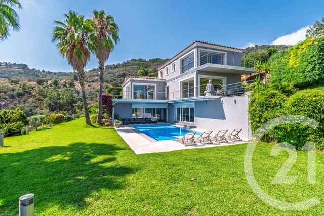 Maison &agrave; vendre - 7 pi&egrave;ces - 280,70 m2 - Mandelieu La Napoule - 06 - PROVENCE-ALPES-COTE-D-AZUR