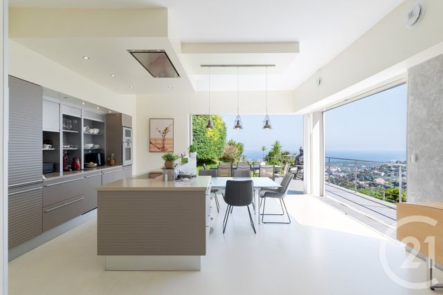 Maison &agrave; vendre - 7 pi&egrave;ces - 280,70 m2 - Mandelieu La Napoule - 06 - PROVENCE-ALPES-COTE-D-AZUR