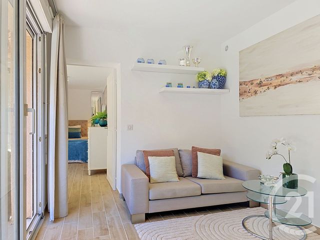 Appartement F2 bis &agrave; vendre - 3 pi&egrave;ces - 40,09 m2 - Le Golfe Juan - 06 - PROVENCE-ALPES-COTE-D-AZUR
