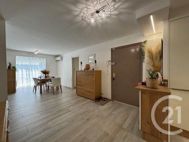 Appartement F3 &agrave; vendre - 3 pi&egrave;ces - 71,25 m2 - Antibes - 06 - PROVENCE-ALPES-COTE-D-AZUR