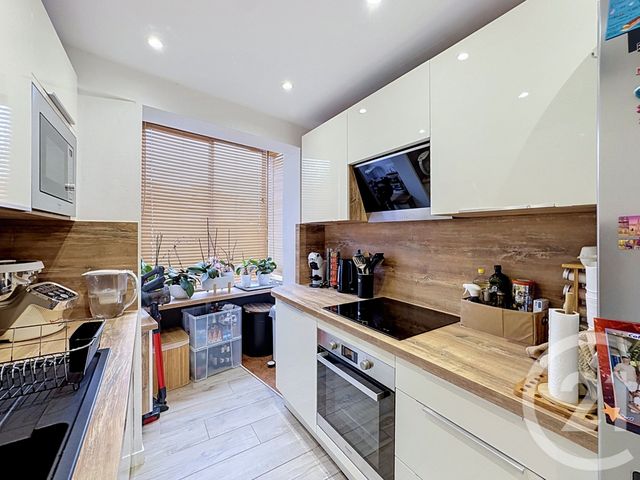 Appartement F4 &agrave; vendre - 4 pi&egrave;ces - 72,55 m2 - Le Golfe Juan - 06 - PROVENCE-ALPES-COTE-D-AZUR