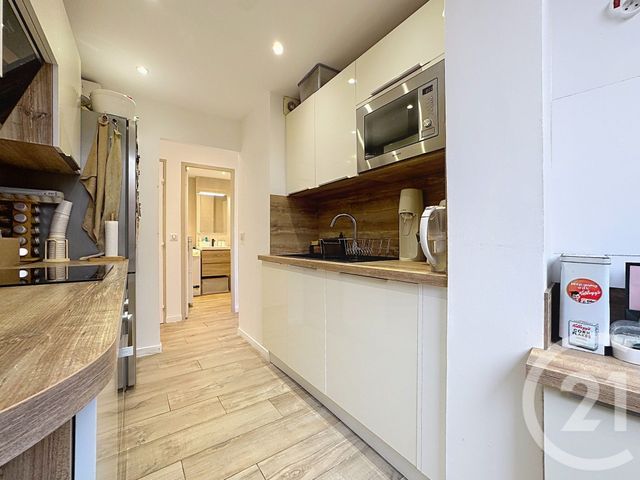 Appartement F4 &agrave; vendre - 4 pi&egrave;ces - 72,55 m2 - Le Golfe Juan - 06 - PROVENCE-ALPES-COTE-D-AZUR