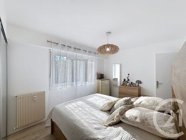 Appartement F4 &agrave; vendre - 4 pi&egrave;ces - 72,55 m2 - Le Golfe Juan - 06 - PROVENCE-ALPES-COTE-D-AZUR