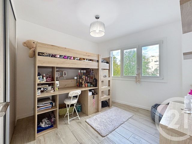 Appartement F4 &agrave; vendre - 4 pi&egrave;ces - 72,55 m2 - Le Golfe Juan - 06 - PROVENCE-ALPES-COTE-D-AZUR