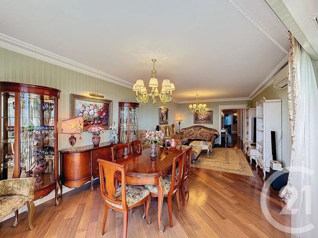 Appartement F4 à vendre - 4 pièces - 114,56 m2 - Cannes - 06 - PROVENCE-ALPES-COTE-D-AZUR