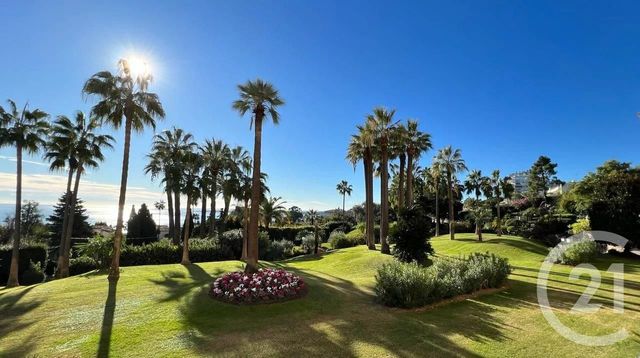 Appartement F4 à vendre - 4 pièces - 114,56 m2 - Cannes - 06 - PROVENCE-ALPES-COTE-D-AZUR