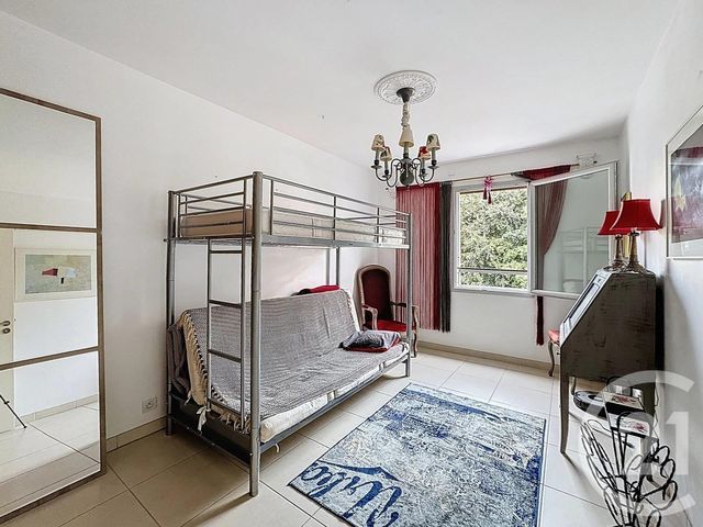 Appartement F3 à vendre - 3 pièces - 68,15 m2 - Antibes - 06 - PROVENCE-ALPES-COTE-D-AZUR