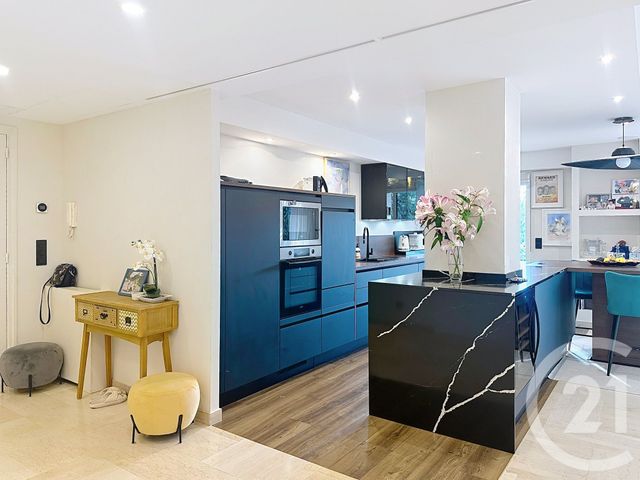Appartement F4 &agrave; vendre - 4 pi&egrave;ces - 110 m2 - Cannes - 06 - PROVENCE-ALPES-COTE-D-AZUR
