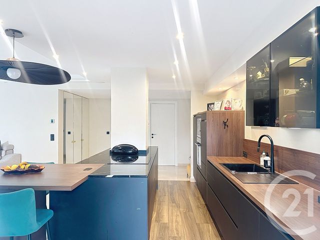 Appartement F4 &agrave; vendre - 4 pi&egrave;ces - 110 m2 - Cannes - 06 - PROVENCE-ALPES-COTE-D-AZUR