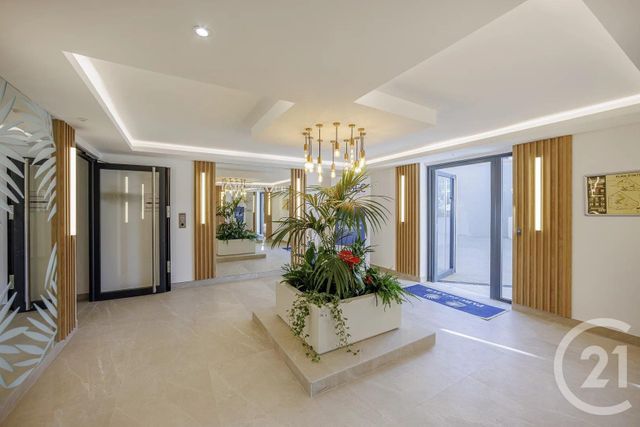 Appartement F4 &agrave; vendre - 4 pi&egrave;ces - 95,10 m2 - Antibes - 06 - PROVENCE-ALPES-COTE-D-AZUR