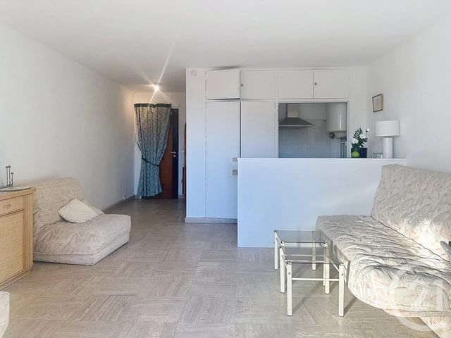 Appartement Studio à vendre - 1 pièce - 29,17 m2 - Cannes - 06 - PROVENCE-ALPES-COTE-D-AZUR