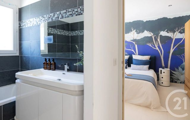 Maison à vendre - 6 pièces - 225,87 m2 - Roquefort Les Pins - 06 - PROVENCE-ALPES-COTE-D-AZUR