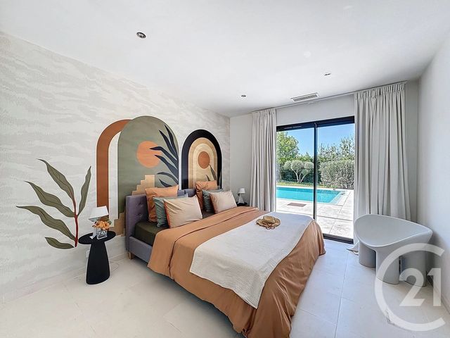 Maison à vendre - 6 pièces - 225,87 m2 - Roquefort Les Pins - 06 - PROVENCE-ALPES-COTE-D-AZUR