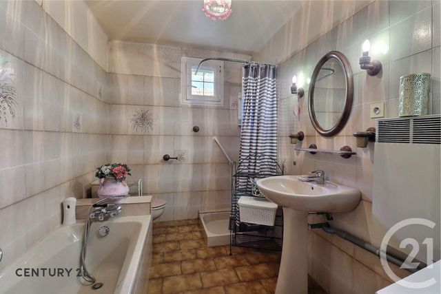 Maison à vendre - 4 pièces - 89,90 m2 - Carpentras - 84 - PROVENCE-ALPES-COTE-D-AZUR