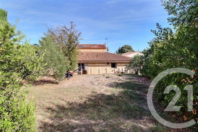 Maison &agrave; vendre - 6 pi&egrave;ces - 120 m2 - St Saturnin Les Avignon - 84 - PROVENCE-ALPES-COTE-D-AZUR