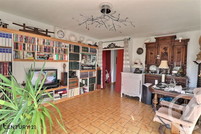 Appartement F3 à vendre - 3 pièces - 75 m2 - Carpentras - 84 - PROVENCE-ALPES-COTE-D-AZUR