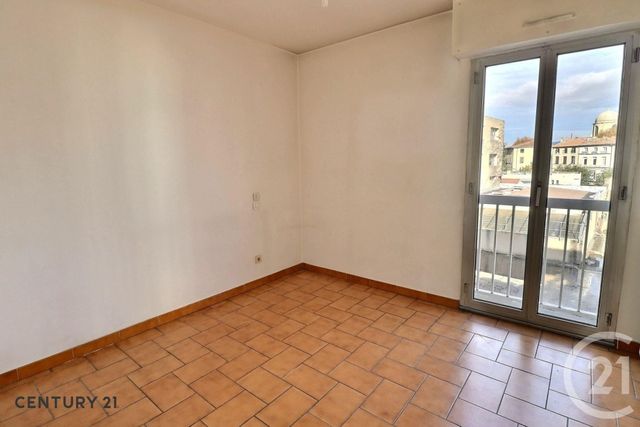 Appartement F3 à vendre - 3 pièces - 75 m2 - Carpentras - 84 - PROVENCE-ALPES-COTE-D-AZUR
