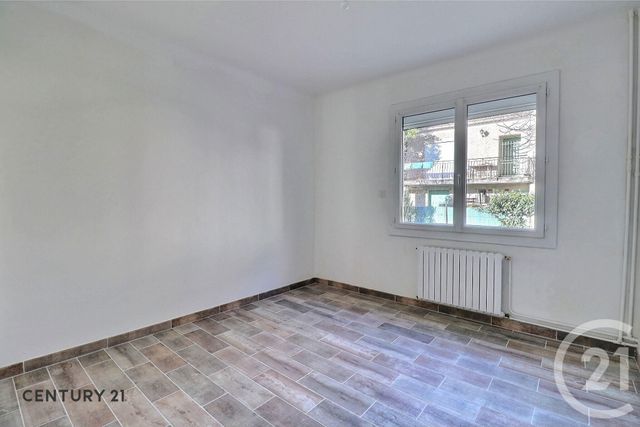 Maison à vendre - 4 pièces - 100 m2 - Carpentras - 84 - PROVENCE-ALPES-COTE-D-AZUR