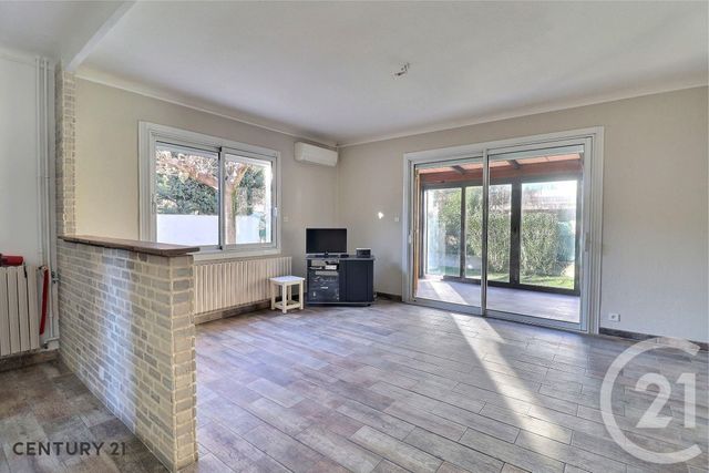 Maison à vendre - 4 pièces - 100 m2 - Carpentras - 84 - PROVENCE-ALPES-COTE-D-AZUR