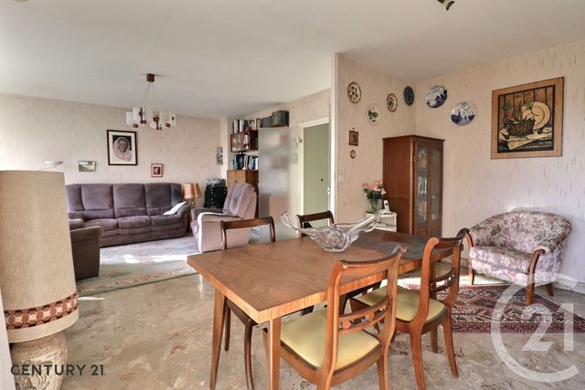 Appartement T3 &agrave; vendre - 3 pi&egrave;ces - 85,22 m2 - Carpentras - 84 - PROVENCE-ALPES-COTE-D-AZUR