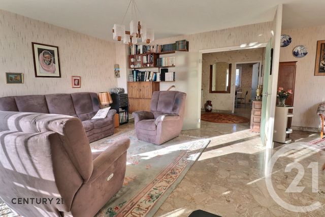 Appartement T3 &agrave; vendre - 3 pi&egrave;ces - 85,22 m2 - Carpentras - 84 - PROVENCE-ALPES-COTE-D-AZUR