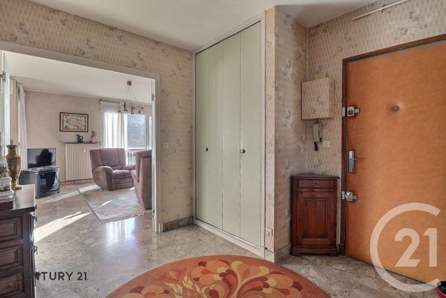 Appartement T3 &agrave; vendre - 3 pi&egrave;ces - 85,22 m2 - Carpentras - 84 - PROVENCE-ALPES-COTE-D-AZUR