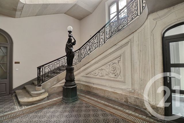 Appartement T3 &agrave; vendre - 6 pi&egrave;ces - 59,18 m2 - Carpentras - 84 - PROVENCE-ALPES-COTE-D-AZUR