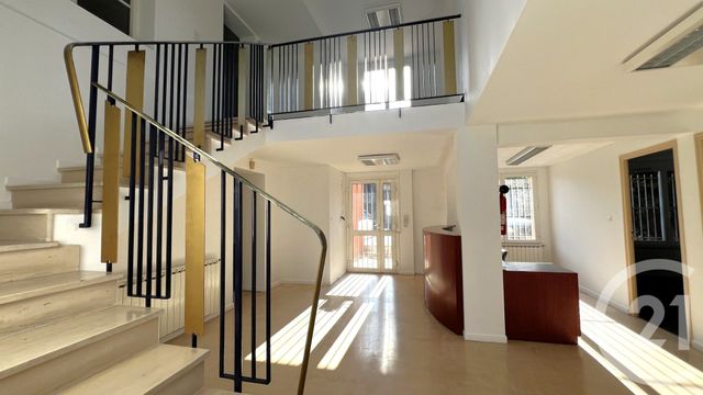 Maison &agrave; vendre - 10 pi&egrave;ces - 212 m2 - Carpentras - 84 - PROVENCE-ALPES-COTE-D-AZUR