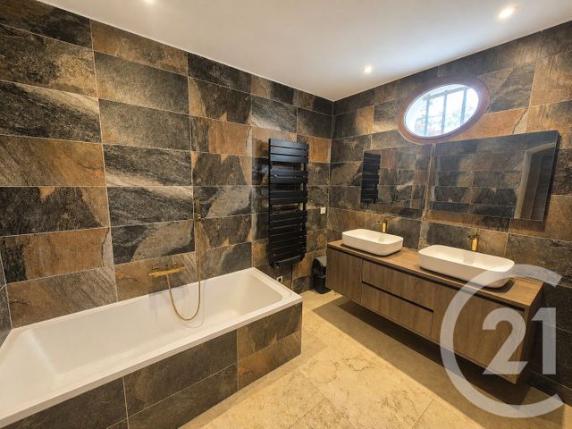 Maison &agrave; vendre - 10 pi&egrave;ces - 220 m2 - Carpentras - 84 - PROVENCE-ALPES-COTE-D-AZUR