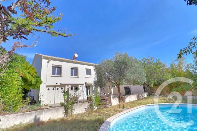 Maison 7 pièces 157 m² · à Carpentras · 157 m² · 299 000 €