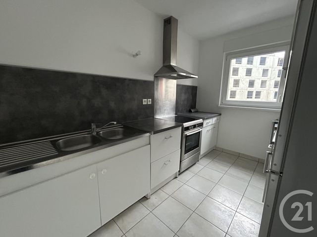 Appartement F3 &agrave; louer - 3 pi&egrave;ces - 67,88 m2 - Strasbourg - 67 - ALSACE