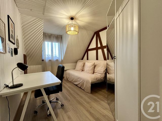 Maison &agrave; louer - 6 pi&egrave;ces - 105,69 m2 - Illkirch Graffenstaden - 67 - ALSACE