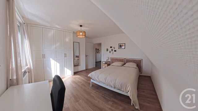 Maison &agrave; louer - 6 pi&egrave;ces - 105,69 m2 - Illkirch Graffenstaden - 67 - ALSACE
