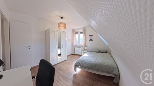 Maison &agrave; louer - 6 pi&egrave;ces - 105,69 m2 - Illkirch Graffenstaden - 67 - ALSACE