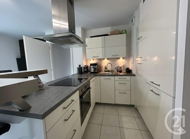 Appartement F2 &agrave; louer - 2 pi&egrave;ces - 44 m2 - Illkirch Graffenstaden - 67 - ALSACE