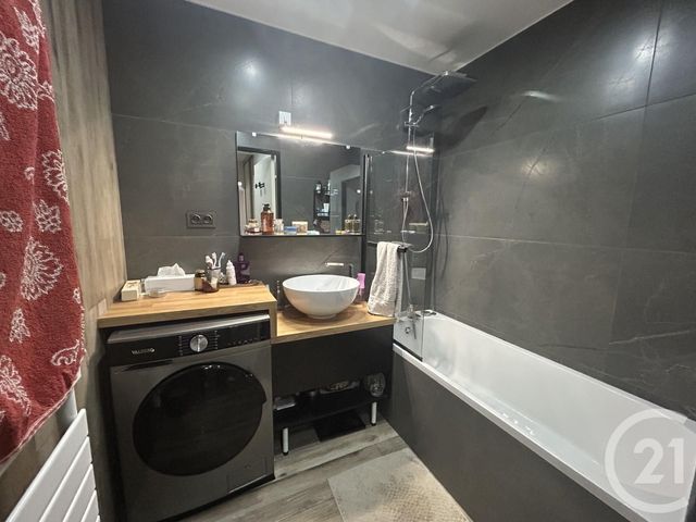 Appartement F3 &agrave; louer - 3 pi&egrave;ces - 61,37 m2 - Strasbourg - 67 - ALSACE