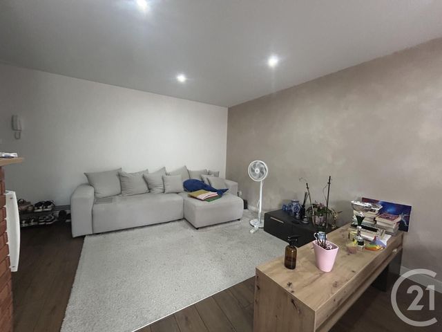 Appartement F3 &agrave; louer - 3 pi&egrave;ces - 61,37 m2 - Strasbourg - 67 - ALSACE