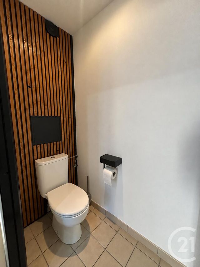 Appartement F3 &agrave; louer - 3 pi&egrave;ces - 61,37 m2 - Strasbourg - 67 - ALSACE